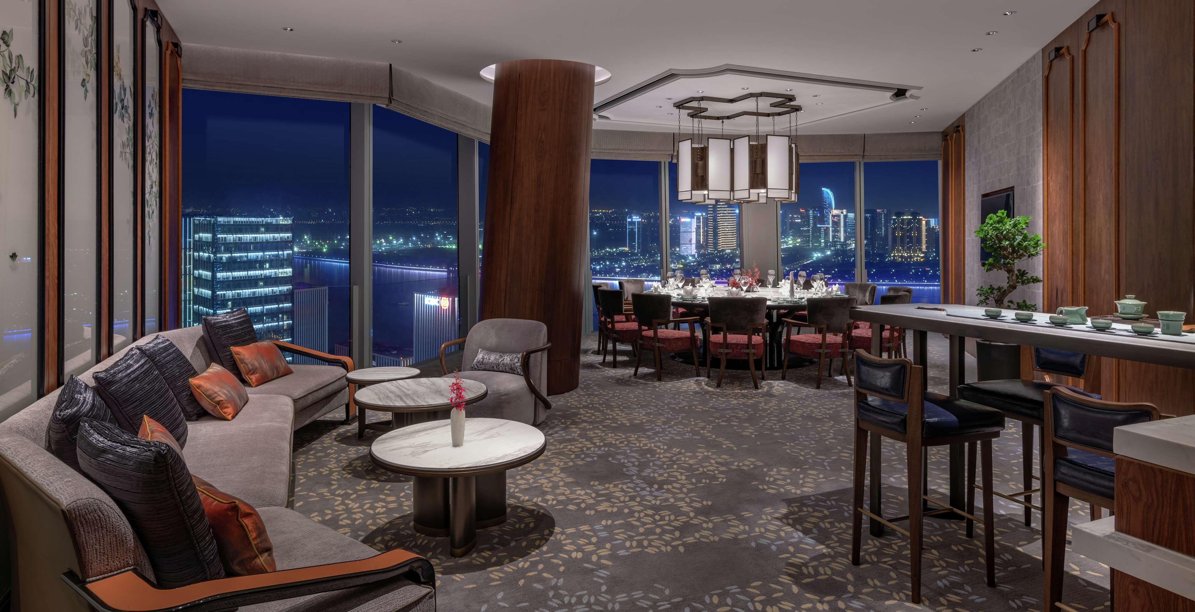 Conrad Hangzhou Bagian luar foto