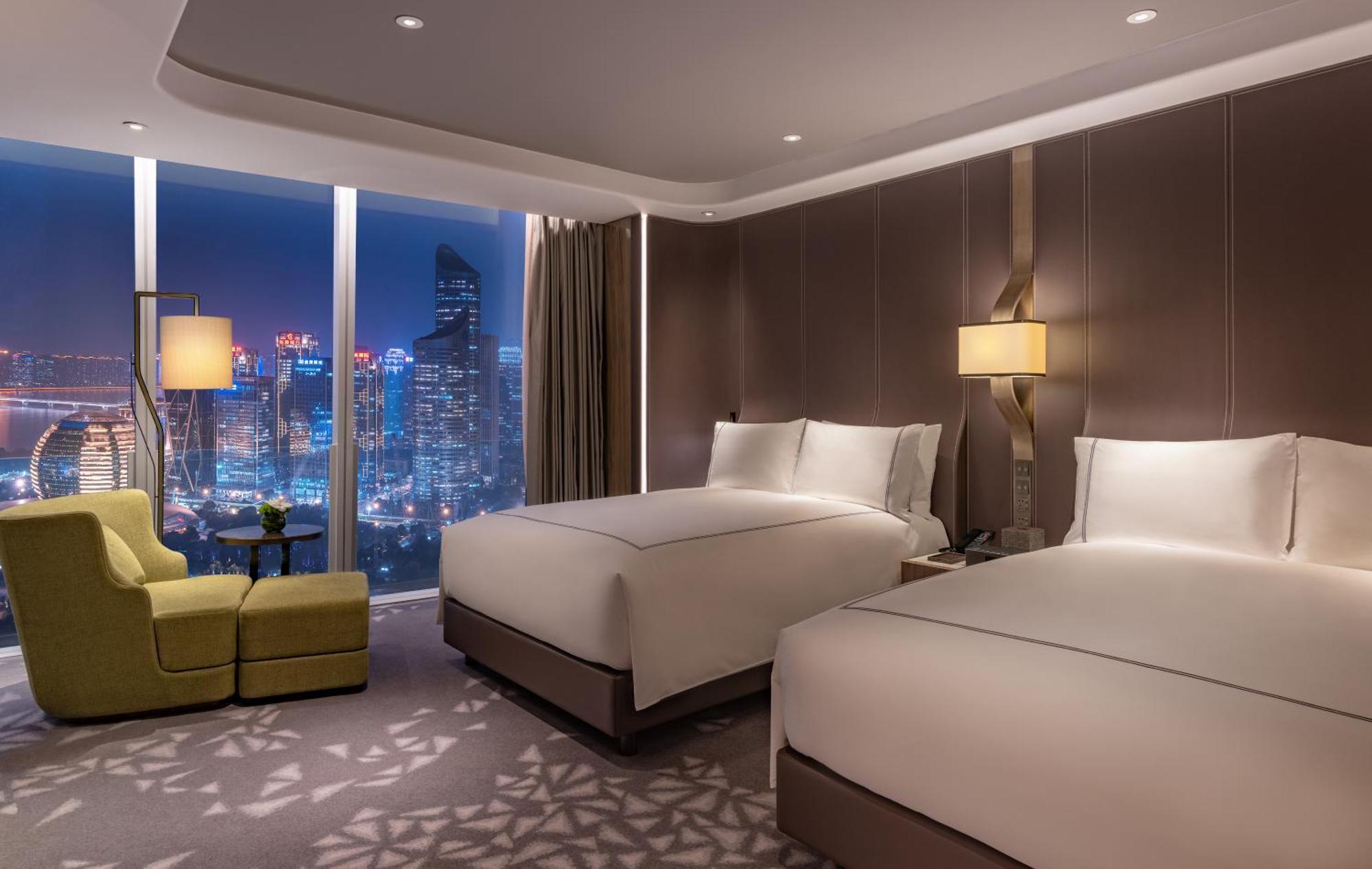 Conrad Hangzhou Bagian luar foto