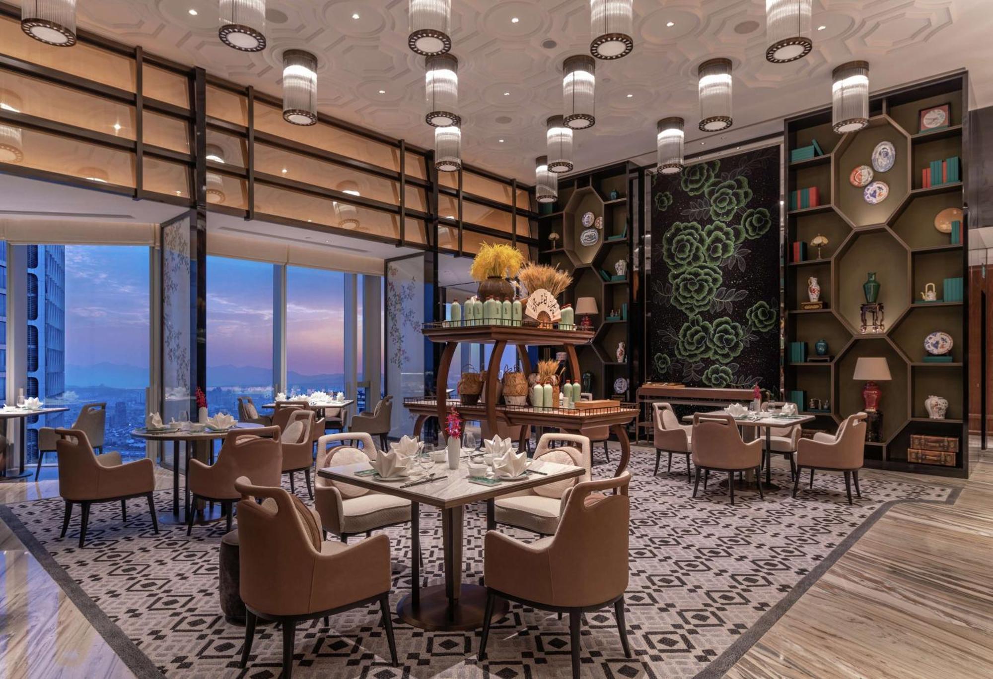 Conrad Hangzhou Bagian luar foto